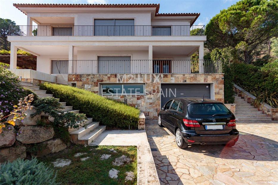 Вилла в Сан-Фелиу-де-Гишольс 463 м2 №VL20105B1E24  - Продажа - 83 large