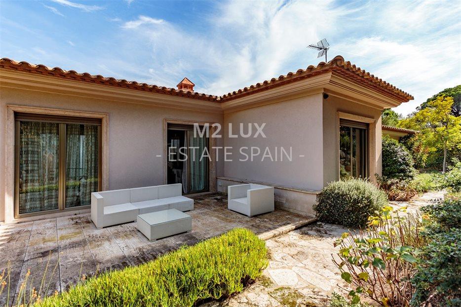 Вилла в Сан-Фелиу-де-Гишольс 463 м2 №VL20105B1E24  - Продажа - 52 large