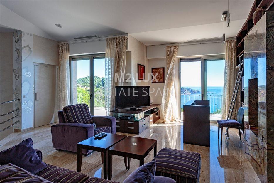 Вилла в Сан-Фелиу-де-Гишольс 463 м2 №VL20105B1E24  - Продажа - 49 large