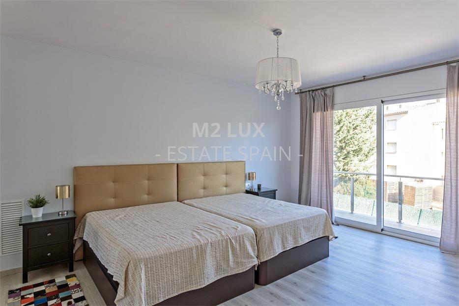 Вилла в Калонже 346 м2 №VL2632777A8C  - Продажа - 41 large