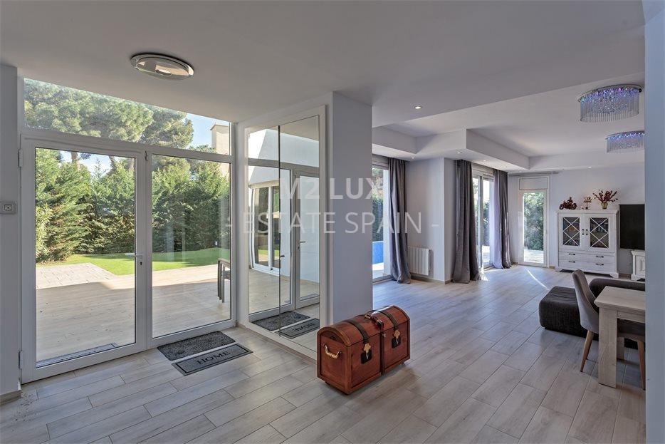 Вилла в Калонже 346 м2 №VL2632777A8C  - Продажа - 9 large