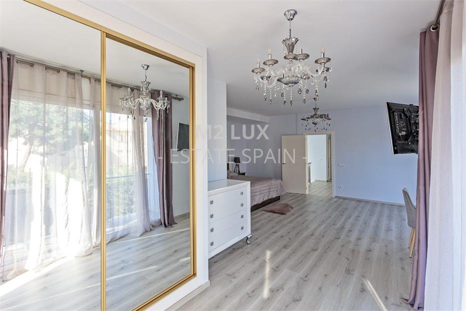 Вилла в Калонже 346 м2 №VL2632777A8C  - Продажа - 32 large