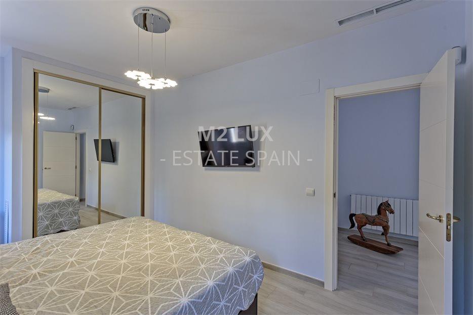 Вилла в Калонже 346 м2 №VL2632777A8C  - Продажа - 24 large