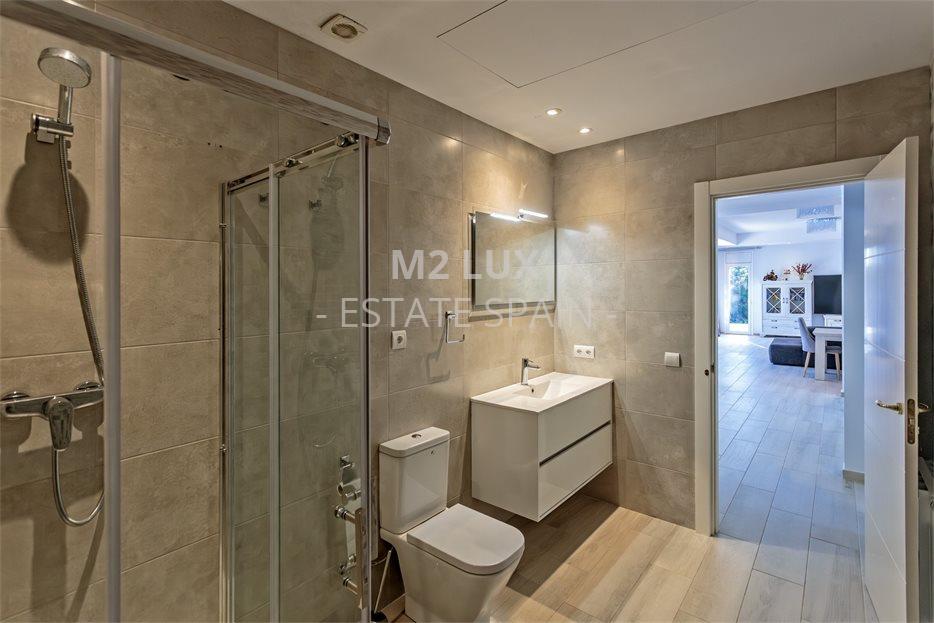 Вилла в Калонже 346 м2 №VL2632777A8C  - Продажа - 26 large