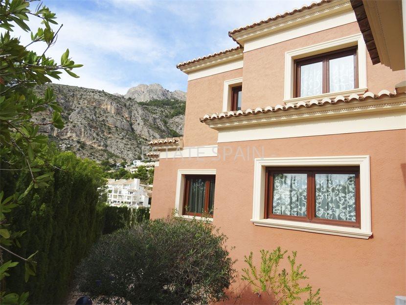 Вилла в Альтее 970 м2 №VL211182B8F1  - Продажа - 79 large