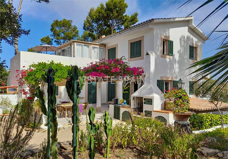 Дом в Кальвия 207 м2 №VL23112826E7A  - Продажа - 1 large