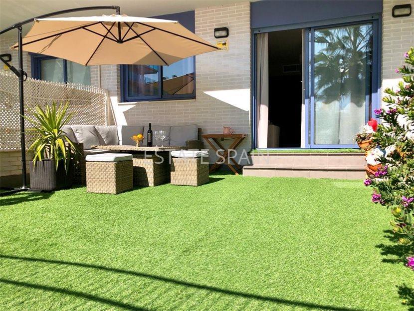 Таунхаус в Камбрильсе 148 м2 №BL24415EEFD4  - Продажа - 1 large