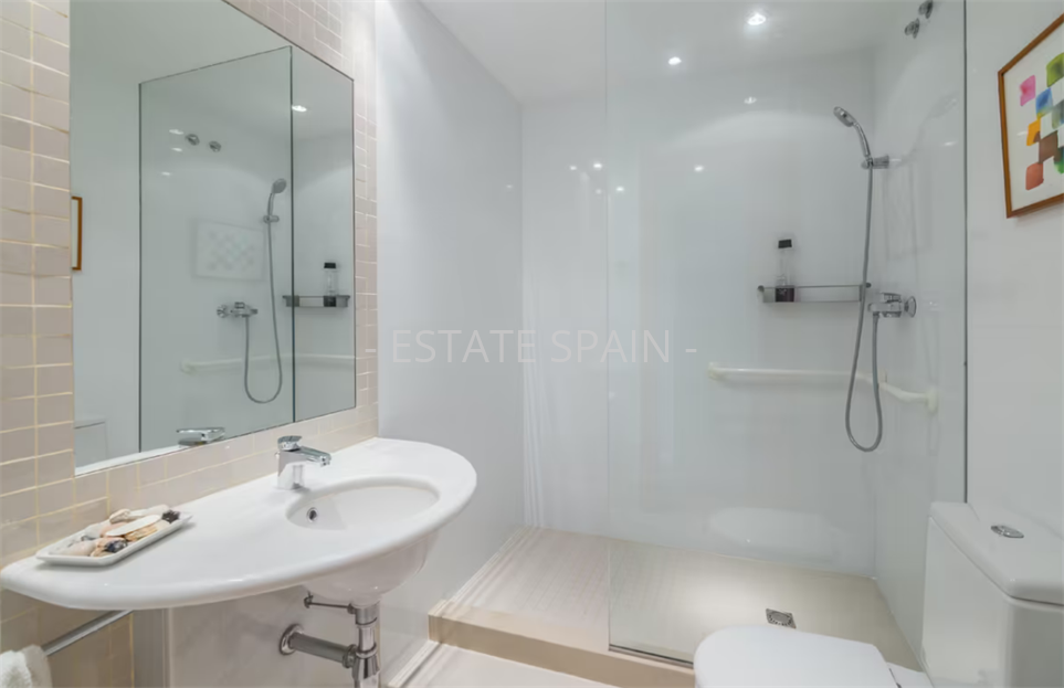 Усадьба в Барселоне 686 м2 №VL2586FFE97  - Продажа - 30 large