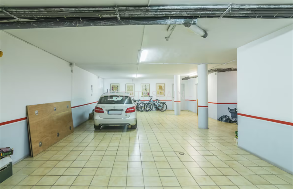 Усадьба в Барселоне 686 м2 №VL2586FFE97  - Продажа - 33 large