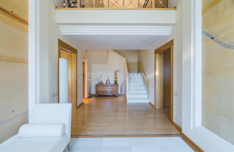 Усадьба в Барселоне 686 м2 №VL2586FFE97  - Продажа - 14 large