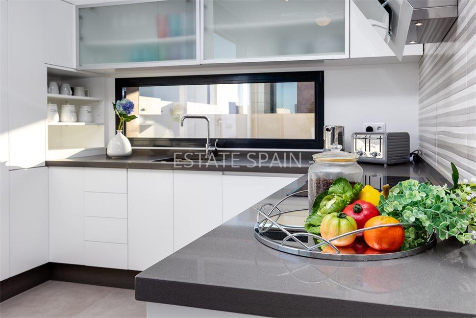 Вилла в Пилар-де-ла-Орадада 151 м2 №VL2510109479F  - Продажа - 32 large