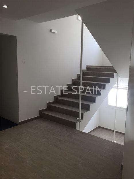 Готовый бизнес в Кабрера-де-Мар 2732 м2 №COM1931653AF4  - Продажа - 6 large