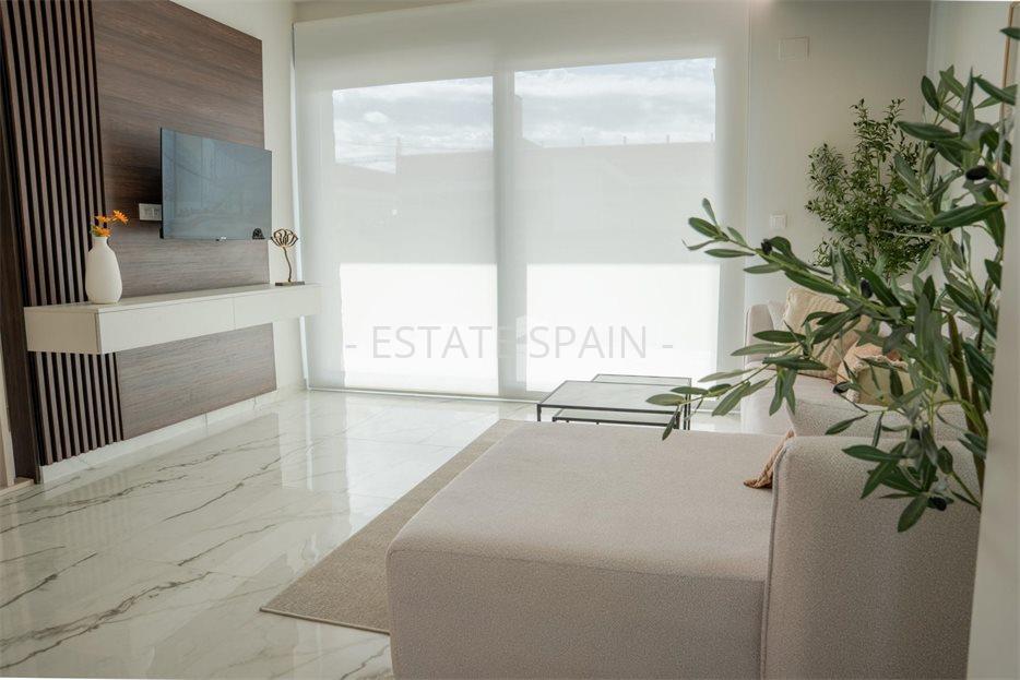 Вилла в Рохалесе 107 м2 №VL2611693E1B  - Продажа - 32 large