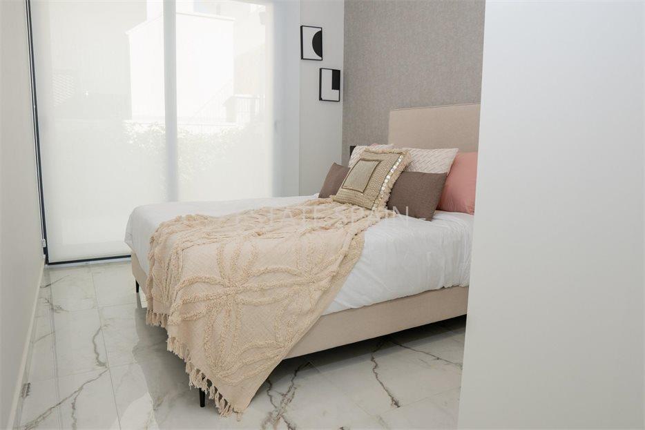 Вилла в Рохалесе 107 м2 №VL2611693E1B  - Продажа - 17 large