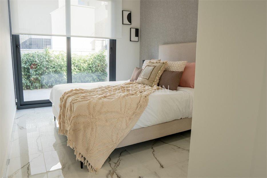 Вилла в Рохалесе 107 м2 №VL2611693E1B  - Продажа - 16 large