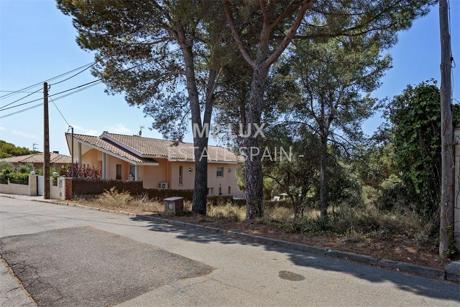 Участок в Сан-Антони-де-Калонже 1242 м2 №PL20817FF022  - Продажа - 2 large