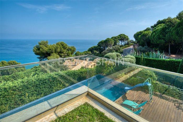 Поместье в Сан-Фелиу-де-Гишольс 1100 м2 №VL23710BA551  - Продажа - 2 preview