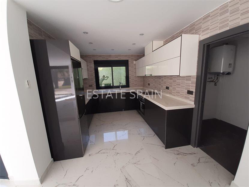 Вилла в Деэса-де-Кампоамор 450 м2 №VL2463D94D5  - Продажа - 3 large