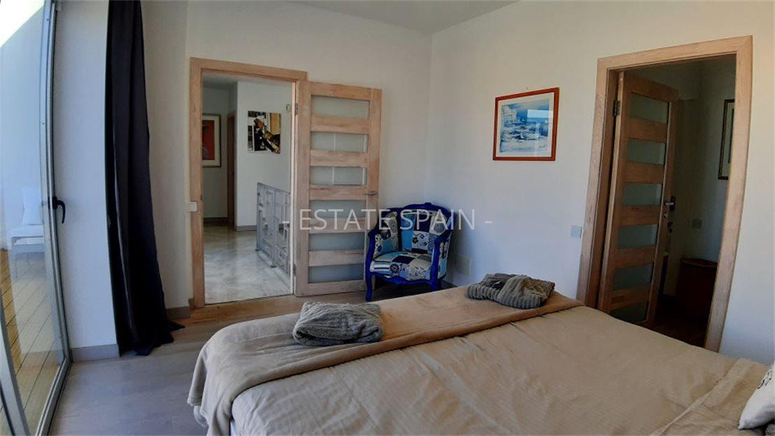 Вилла в Кальяо-Сальвахе 150 м2 №VL22523209FB  - Продажа - 28 large