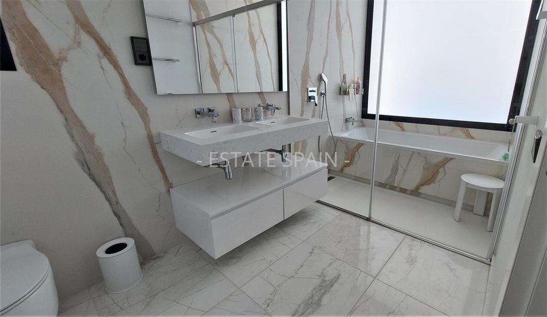 Вилла в Марбелье 251 м2 №VL225318DC2E  - Продажа - 16 large