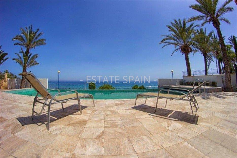 Вилла в Пунта-Приме 520 м2 №VL212113D8F5  - Продажа - 6 large