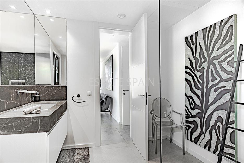 Вилла в Санта-Понсе 647 м2 №VL247154241  - Продажа - 16 large