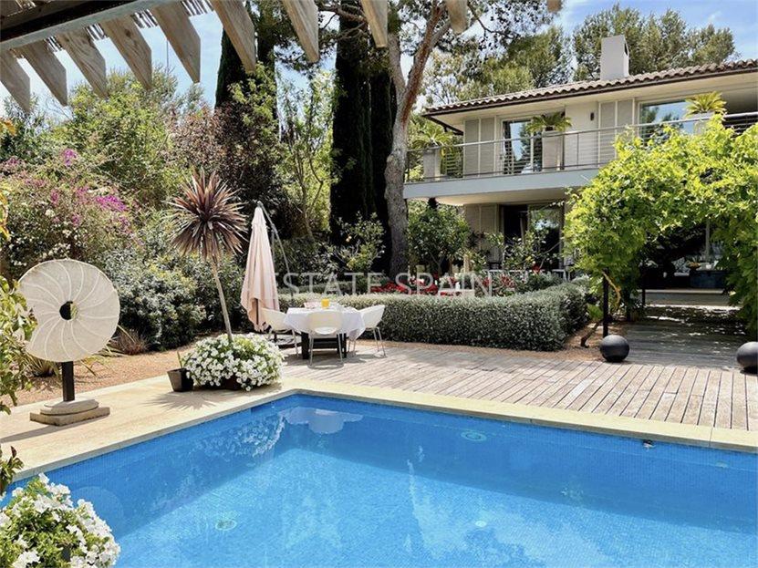 Вилла в Кальвия 439 м2 №VL211064CB3F  - Продажа - 1 large