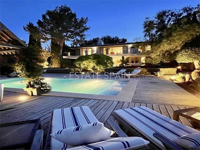 Вилла в Кальвия 439 м2 №VL211064CB3F  - Продажа - 4 large