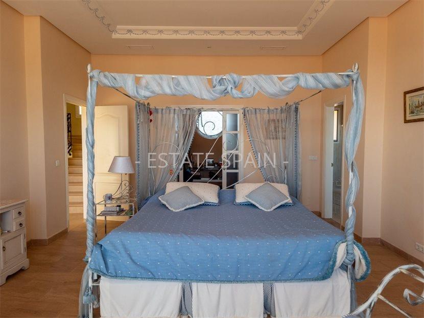 Вилла в Эстепоне 900 м2 №VL223306ADB2  - Продажа - 34 large