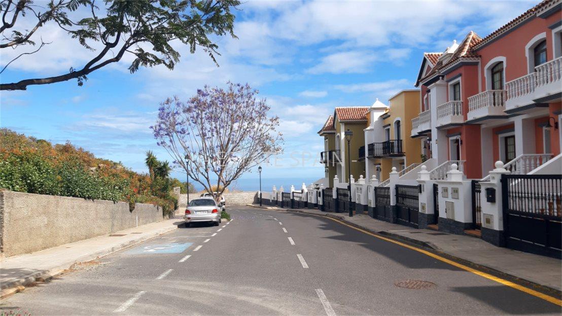 Таунхаус в Икод-де-лос-Винос 250 м2 №BL225244292D  - Продажа - 2 large