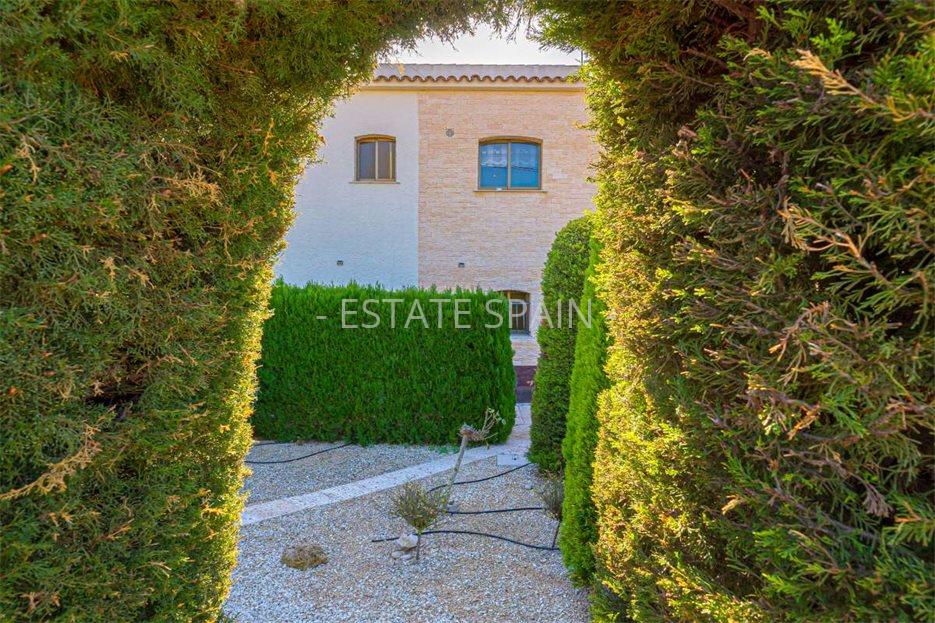 Вилла в Кальпе 230 м2 №VL252440965  - Продажа - 35 large