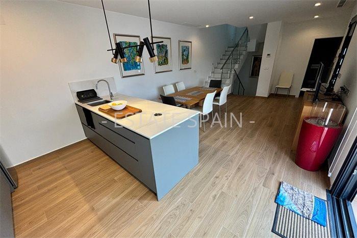 Вилла в Сьюдад-Кесада 170 м2 №VL24101322CE  - Продажа - 31 preview