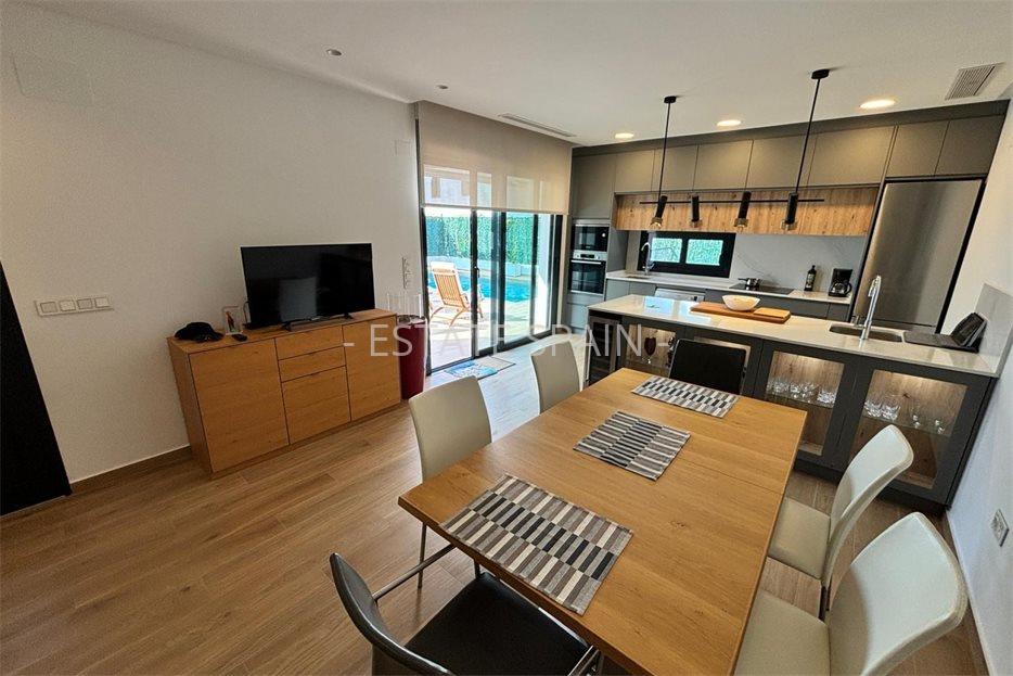 Вилла в Сьюдад-Кесада 170 м2 №VL24101322CE  - Продажа - 35 large