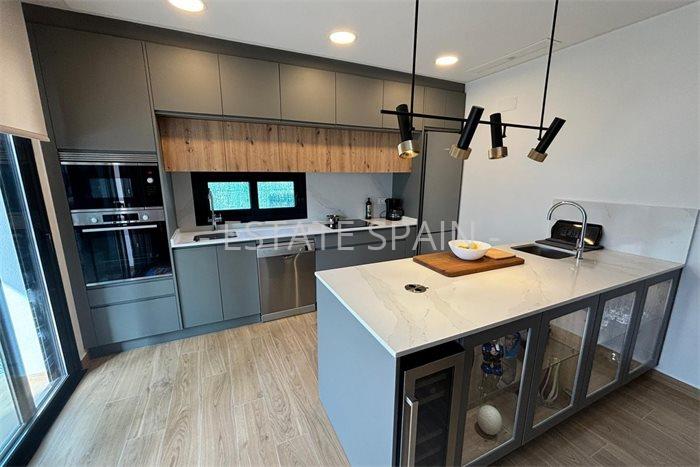 Вилла в Сьюдад-Кесада 170 м2 №VL24101322CE  - Продажа - 28 preview