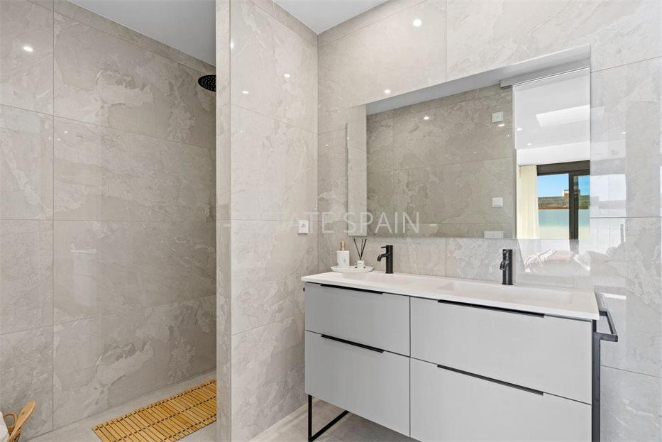 Вилла в Полопе 311 м2 №VL26420AFB3  - Продажа - 13 large