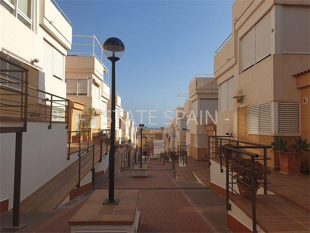 Таунхаус в Плайя-де-Сан-Хуан 270 м2 №BL197166E117  - Продажа - 40 preview