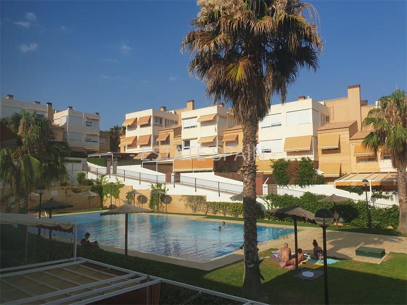 Таунхаус в Плайя-де-Сан-Хуан 270 м2 №BL197166E117  - Продажа - 1 large