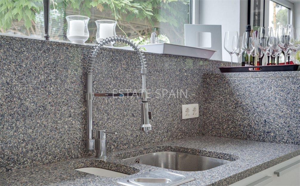 Вилла в Сагаро 270 м2 №VL181138A4F0  - Продажа - 51 large