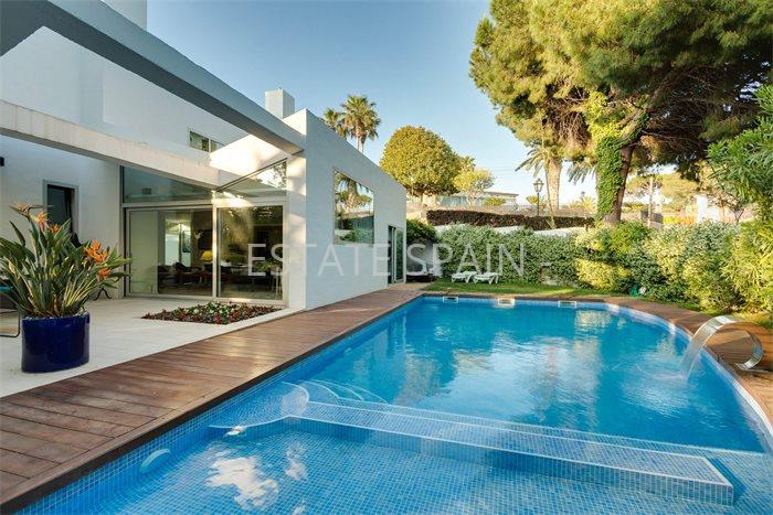 Вилла в Сагаро 270 м2 №VL181138A4F0  - Продажа - 2 preview