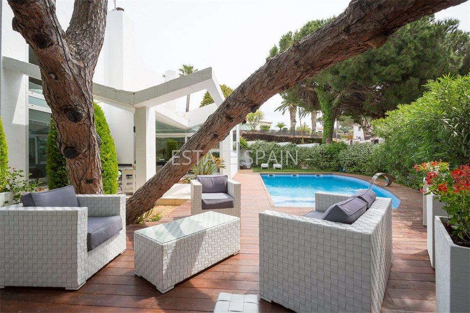 Вилла в Сагаро 270 м2 №VL181138A4F0  - Продажа - 67 large