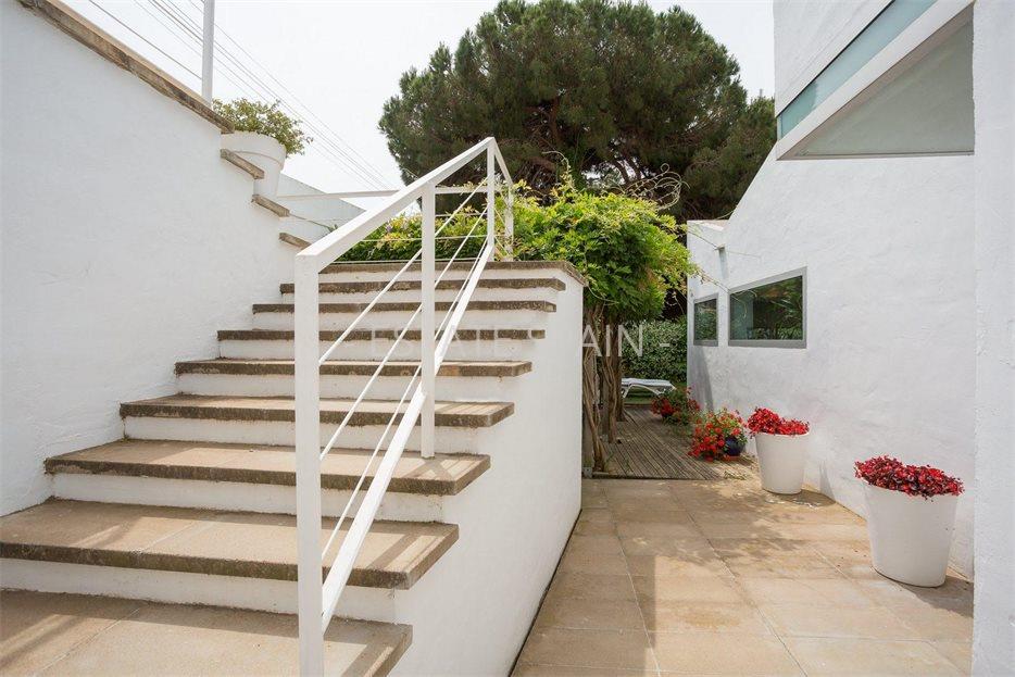 Вилла в Сагаро 270 м2 №VL181138A4F0  - Продажа - 69 large