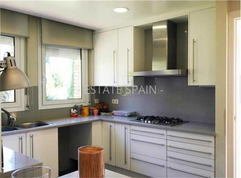 Шале в Сан-Андрес-де-Льеванерас 210 м2 №TAU18317DF4  - Продажа - 3 large