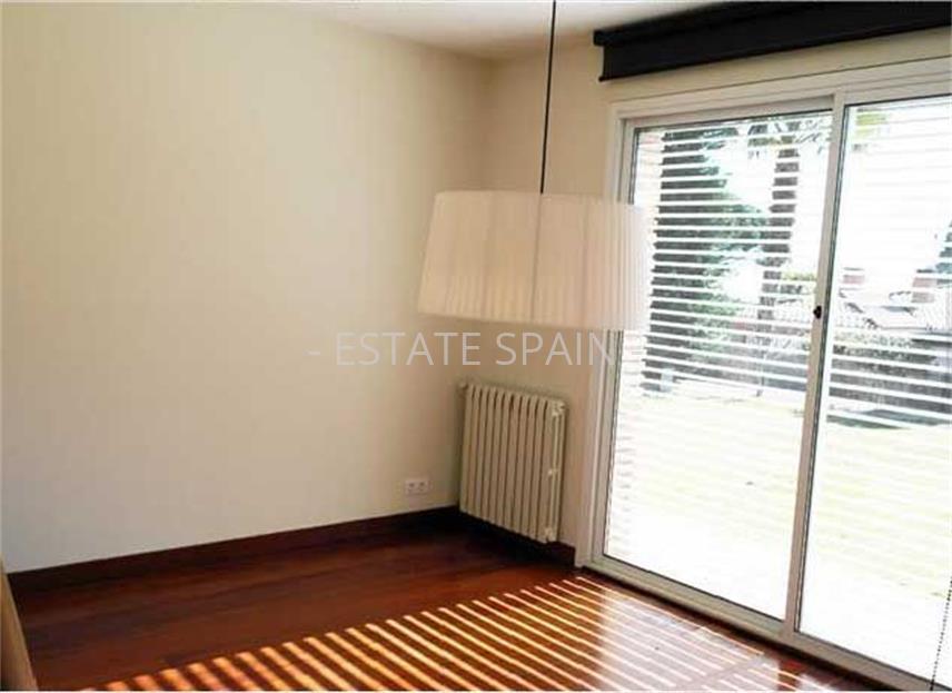 Шале в Сан-Андрес-де-Льеванерас 210 м2 №TAU18317DF4  - Продажа - 4 large