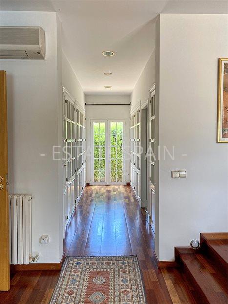 Вилла в Маррачи 300 м2 №VL206224F8F2  - Продажа - 36 large