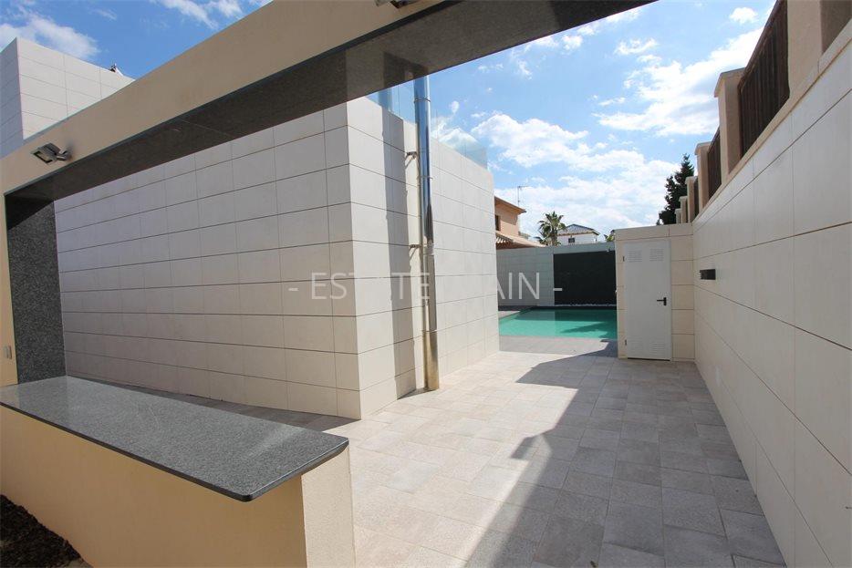 Вилла в Торревьехе 415 м2 №VL19112937C5A  - Продажа - 32 large