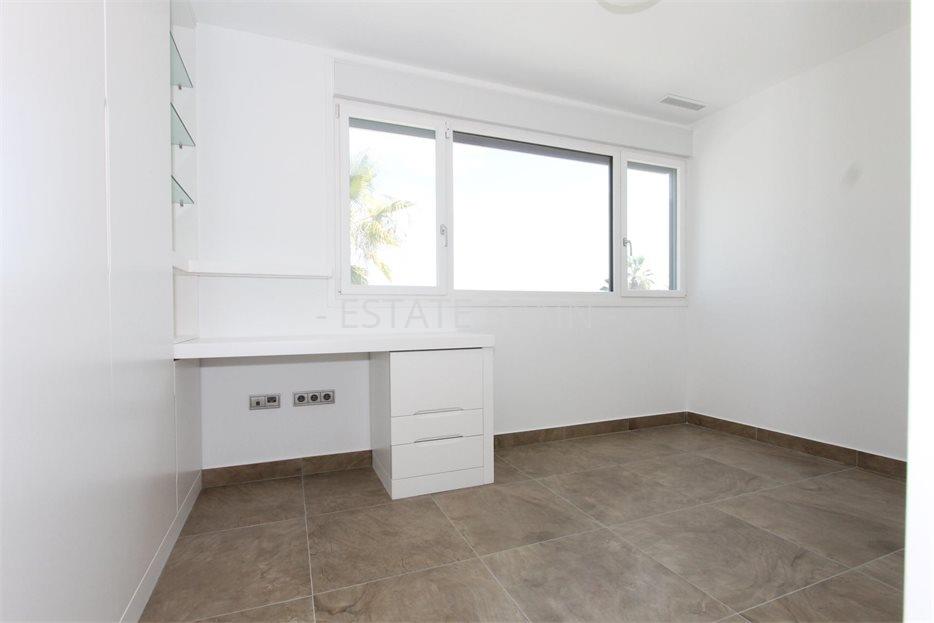 Вилла в Торревьехе 415 м2 №VL19112937C5A  - Продажа - 18 large