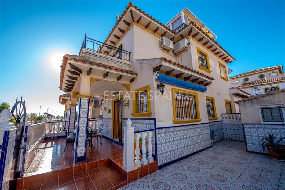 Таунхаус в Пунта-Приме 119 м2 №TAU181264E98  - Продажа - 23 large