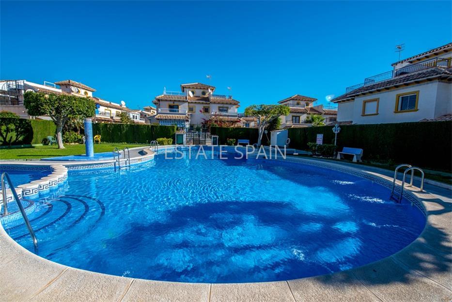 Таунхаус в Пунта-Приме 119 м2 №TAU181264E98  - Продажа - 8 large