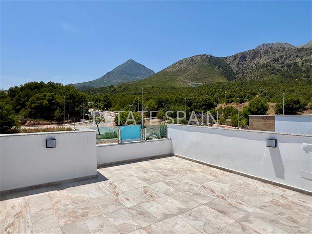 Вилла в Полопе 146 м2 №VL25111483159  - Продажа - 1 preview