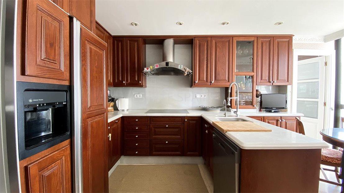 Апартаменты в Бенидорме 200 м2 №ART22113A672E  - Продажа - 39 large